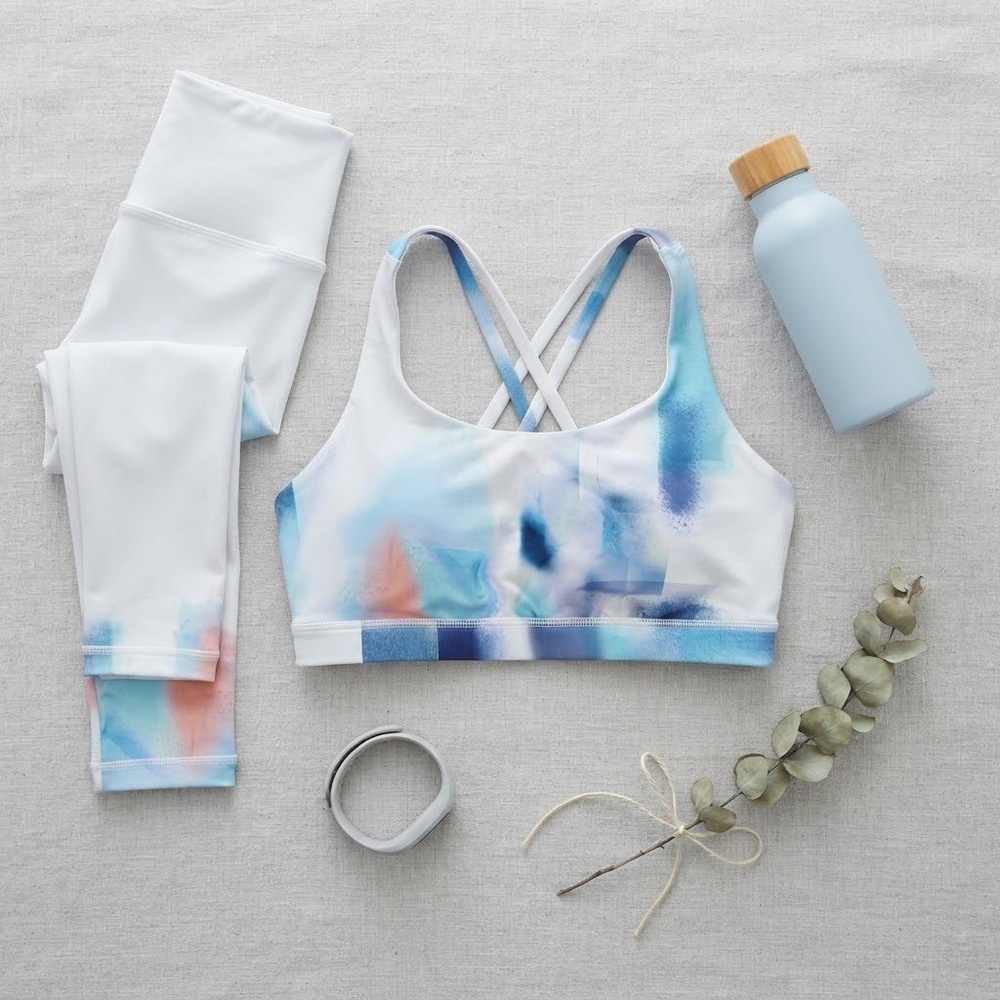 Lululemon Free To Be Serene Bra Chroma Check White Multi Strappy Size 14